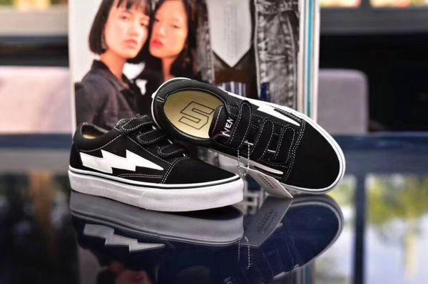 revenge x storm sneakers pop up store old skool off fashion grid men's skateboard vulcanized ins canvas shoes 36-44 t05, Black
revenge x storm sneakers pop up store old skool off fashion grid men's skateboard vulcanized ins canvas shoes 36-44 t05, Black