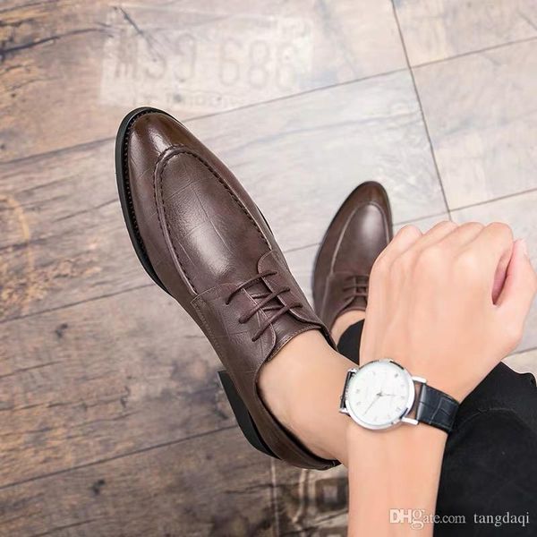 british casual leather shoes men's korean version of sharp business dress shoes men's shoes fashion men's hair stylist, Black
british casual leather shoes men's korean version of sharp business dress shoes men's shoes fashion men's hair stylist, Black