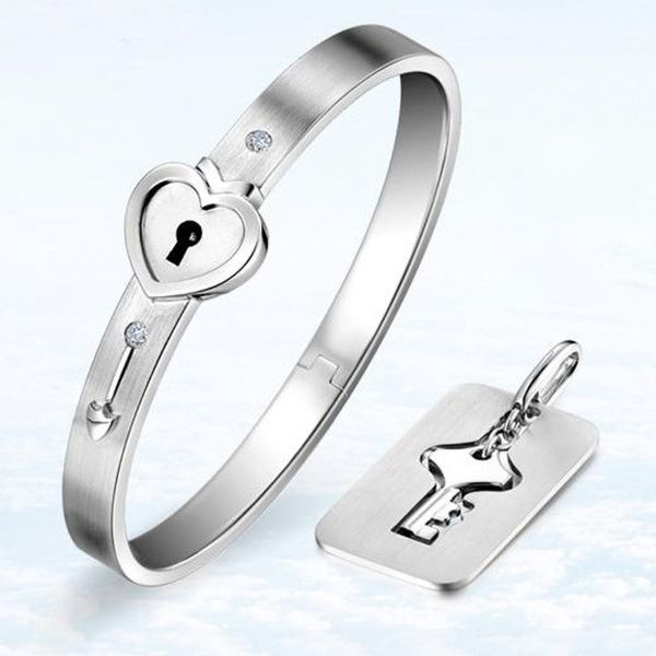 2019 bangle couple sets heart love lock bracelet with lock key pendant titanium steel, Golden;silver
2019 bangle couple sets heart love lock bracelet with lock key pendant titanium steel, Golden;silver