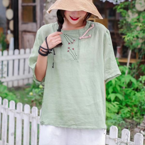 round collar embroidery plate t-shirt pullover embroidered pullover buckle medium and long women's silk linen t-shirt versatile slim, White 
round collar embroidery plate t-shirt pullover embroidered pullover buckle medium and long women's silk linen t-shirt versatile slim, White