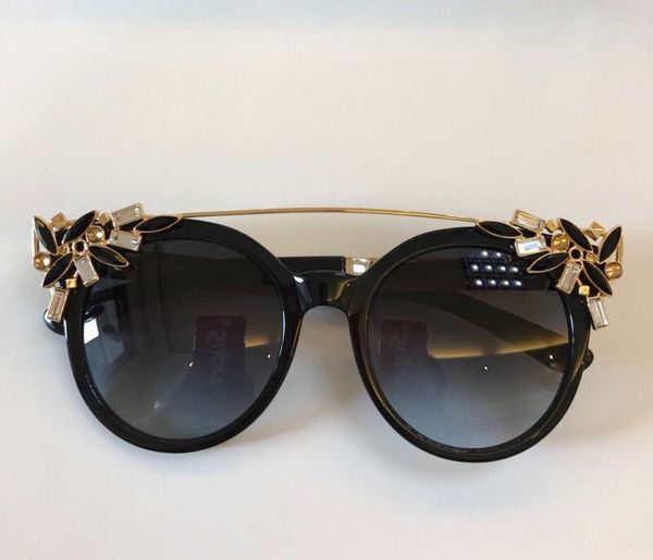 vivy/s black/ gold/stones sunglasses sun glasses women fashion designer sunglasses gafas de sol new with box, White;black
vivy/s black/ gold/stones sunglasses sun glasses women fashion designer sunglasses gafas de sol new with box, White;black