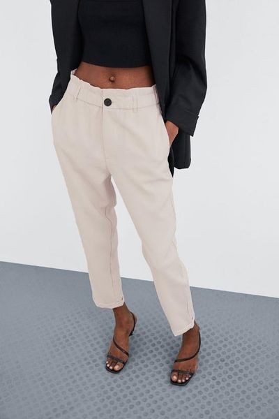 europe and america feng chun summer women's drape petal waist capri straight-cut flowing pants three-color casual pants, Black;white
europe and america feng chun summer women's drape petal waist capri straight-cut flowing pants three-color casual pants, Black;white