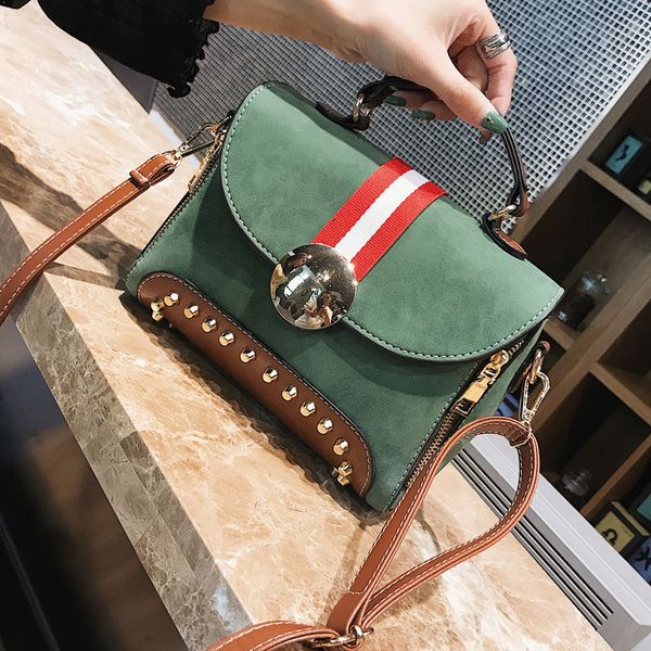 frosted rivet hit color shoulder bag female 2020 autumn and winter new korean wild handbag punk style crossbody bag
frosted rivet hit color shoulder bag female 2020 autumn and winter new korean wild handbag punk style crossbody bag