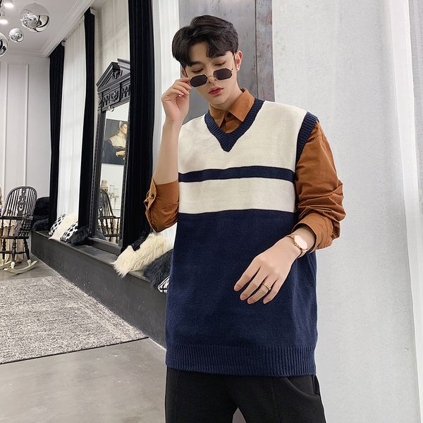 sleeveless vest 2019 autumn streetwear sleeveless jacket fashion show casual waistcoat men knitting vest loose coat male, Black;white
sleeveless vest 2019 autumn streetwear sleeveless jacket fashion show casual waistcoat men knitting vest loose coat male, Black;white