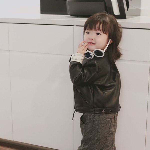 kids brand jacket boys and girls designer clothes stand collar small leather hiphop style long sleeve coat new fashion style for wholesale, Blue;gray
kids brand jacket boys and girls designer clothes stand collar small leather hiphop style long sleeve coat new fashion style for wholesale, Blue;gray