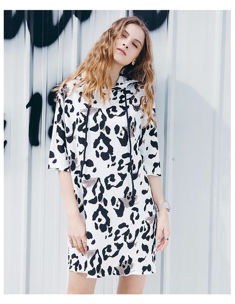 2019 new arrival women's sweater design for spring and summer fashion leopard hooded short-sleeved sweater medium long pullover with 2, Black
2019 new arrival women's sweater design for spring and summer fashion leopard hooded short-sleeved sweater medium long pullover with 2, Black