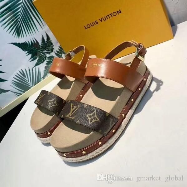 Новые женщины TIMELAPSE SANDAL 1A4VX0 женские сандалии платформы Классические роскошные дизайнерские сандалии с размером коробки 35-41
Новые женщины TIMELAPSE SANDAL 1A4VX0 женские сандалии платформы Классические роскошные дизайнерские сандалии с размером коробки 35-41
