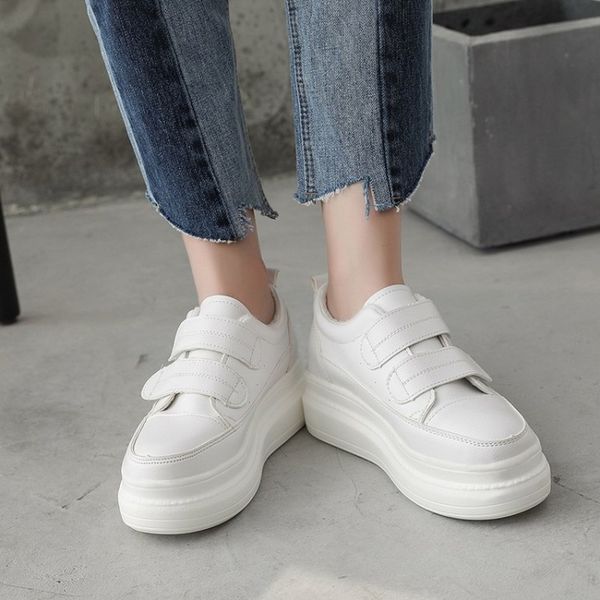 chunky sneakers women thick bottom platform shoes women autumn outdoor new walking footwear size 35-39 comfortable e15-04, Black
chunky sneakers women thick bottom platform shoes women autumn outdoor new walking footwear size 35-39 comfortable e15-04, Black