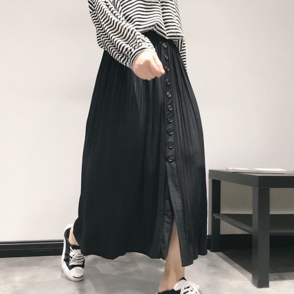 2020 spring and summer new women's simple elastic waist button split long slimming a line solid casual all-match pleated skirt, Black
2020 spring and summer new women's simple elastic waist button split long slimming a line solid casual all-match pleated skirt, Black