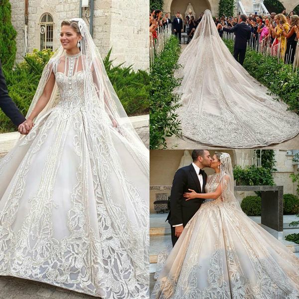 2020 роскошные elie saab бальное платье свадебные платья кружева бисером монарх поезд старинные дубай свадебное платье плюс размер арабские, White
2020 роскошные elie saab бальное платье свадебные платья кружева бисером монарх поезд старинные дубай свадебное платье плюс размер арабские, White