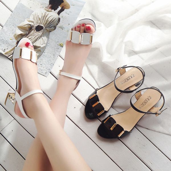 2020 fashion large size women sandals thick with metal decorative buckle women's shoes fashion fish mouth wild rhinestone sandal, Black
2020 fashion large size women sandals thick with metal decorative buckle women's shoes fashion fish mouth wild rhinestone sandal, Black