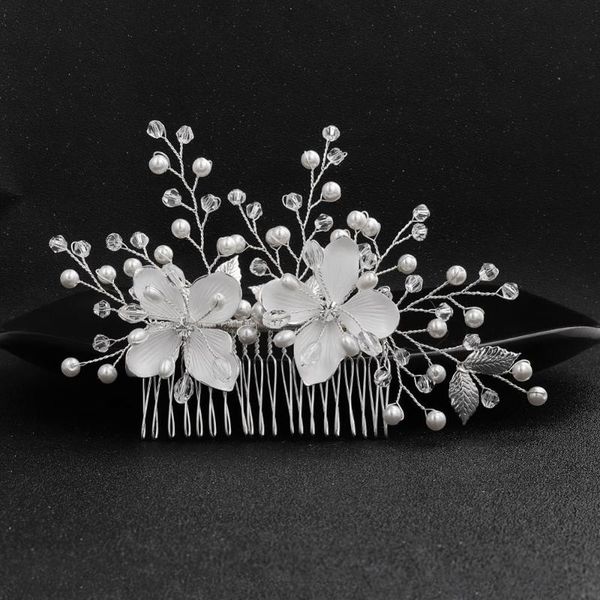 1pcs white flower silver color handmade hair combs wedding hair jewelry accessories pearl head decoration crystal ornament, Golden;white
1pcs white flower silver color handmade hair combs wedding hair jewelry accessories pearl head decoration crystal ornament, Golden;white