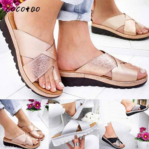 sandals and slippers female european and american explosive shoes 2020 new large size set toe cross belt ladies beach shoes, Black
sandals and slippers female european and american explosive shoes 2020 new large size set toe cross belt ladies beach shoes, Black