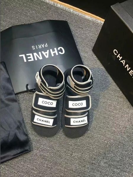 New Fashion Women's flats casual sandals Genuine Leather shoes Ladies flip-flops slippers Good quality woman Peep Toe sand size 35-40-No box
New Fashion Women's flats casual sandals Genuine Leather shoes Ladies flip-flops slippers Good quality woman Peep Toe sand size 35-40-No box