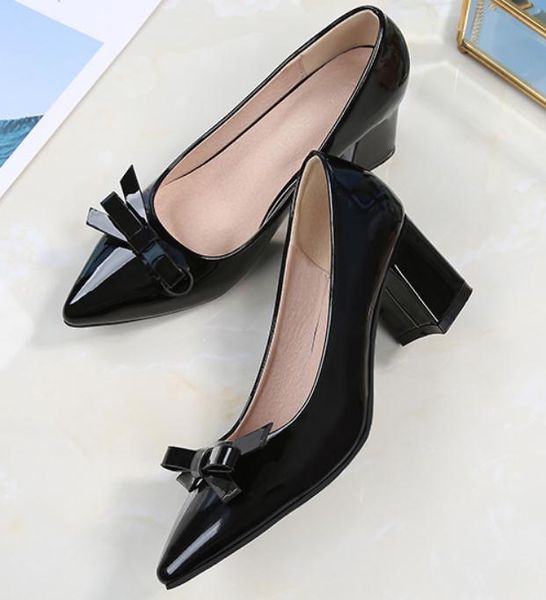 2019 women's shoes in spring and autumn with new style high heel coarse heel pointed end bowknot @149, Black
2019 women's shoes in spring and autumn with new style high heel coarse heel pointed end bowknot @149, Black