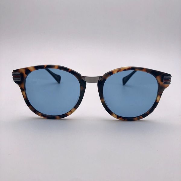 sunglasses for women men designer popular fashion 0586s summer square style uv protection lens come with case, White;black
sunglasses for women men designer popular fashion 0586s summer square style uv protection lens come with case, White;black