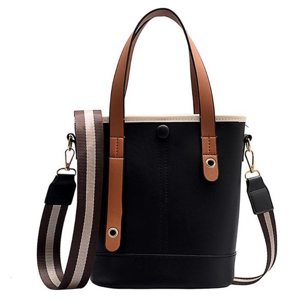 fashion pu leather shoulder crossbody bag for women 2020 totes ladies casual large capacity shopping bucket handbag bolsas mujer
fashion pu leather shoulder crossbody bag for women 2020 totes ladies casual large capacity shopping bucket handbag bolsas mujer