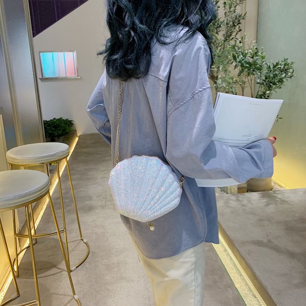 2020 new korean version of the shoulder messenger bag cute fashion messenger bag casual diagonal ladies
2020 new korean version of the shoulder messenger bag cute fashion messenger bag casual diagonal ladies