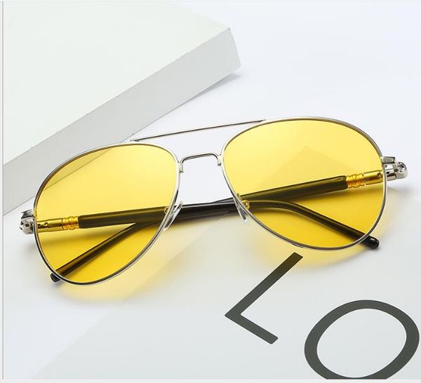 polarized sunglasses men's sunglasses discoloration polarized sunglasses driver driving glasses night vision glasses, White;black
polarized sunglasses men's sunglasses discoloration polarized sunglasses driver driving glasses night vision glasses, White;black