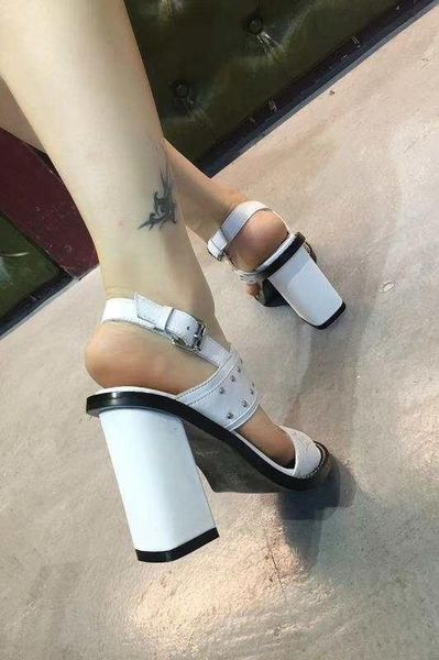 slope with the version of the comfortable fashion wild diamond rough with high-heeled high heels35-41, Black
slope with the version of the comfortable fashion wild diamond rough with high-heeled high heels35-41, Black