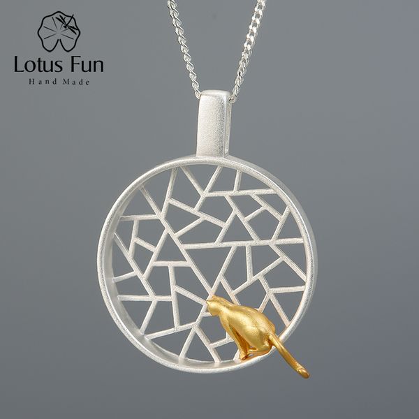 Lotus Fun Real 925 Sterling Silver Handmade Design Fine Jewelry Cute 18k Gold Cat Playing by the Window Pendant without Necklace
Lotus Fun Real 925 Sterling Silver Handmade Design Fine Jewelry Cute 18k Gold Cat Playing by the Window Pendant without Necklace