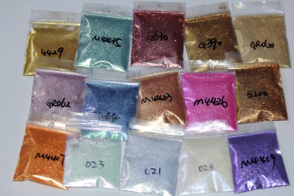 colorful diamond pearl glitter effect large particle white pigment very sparkly 15bags/lot, Silver;gold
colorful diamond pearl glitter effect large particle white pigment very sparkly 15bags/lot, Silver;gold