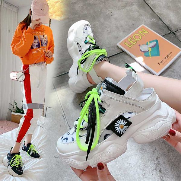 sponge cake sandal female 2020 summer new all-in-one flip-flops small daisy platform dad shoes high heels sandals women, Black
sponge cake sandal female 2020 summer new all-in-one flip-flops small daisy platform dad shoes high heels sandals women, Black