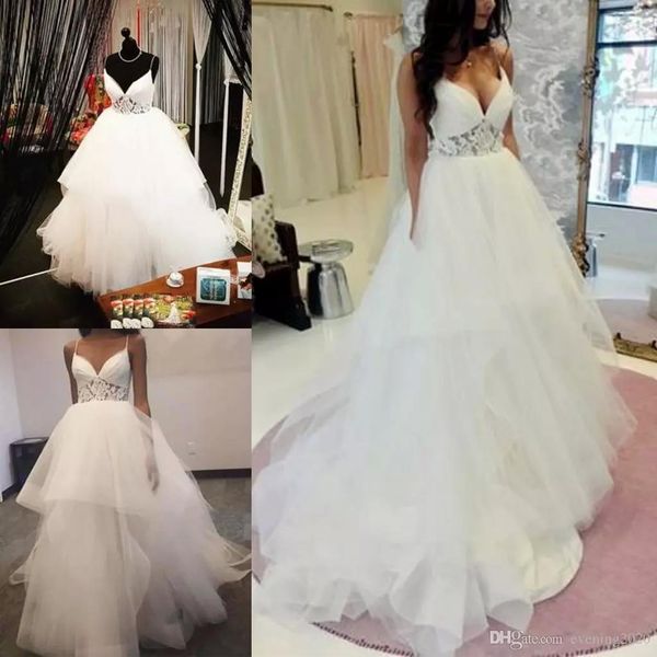 elegant wedding dresses a line v neck ruffles tulle princess lace appliques backless mopping long section, White
elegant wedding dresses a line v neck ruffles tulle princess lace appliques backless mopping long section, White