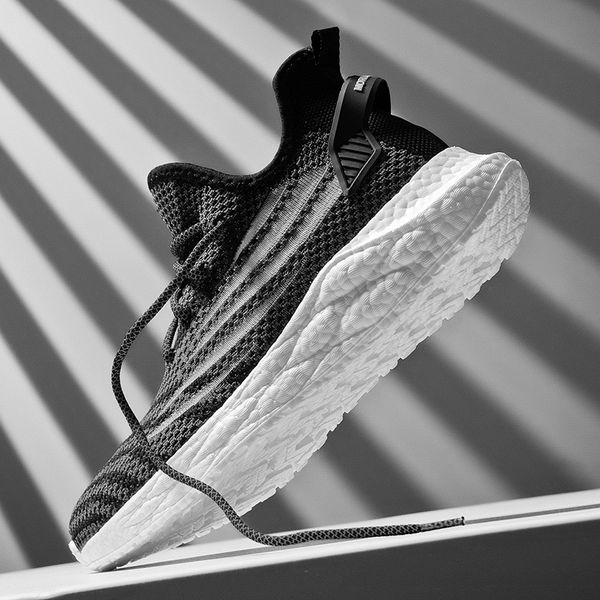 2020 истинная попкорн весной и летом тенденция моды дышащей lightweight мужской обуви
2020 истинная попкорн весной и летом тенденция моды дышащей lightweight мужской обуви