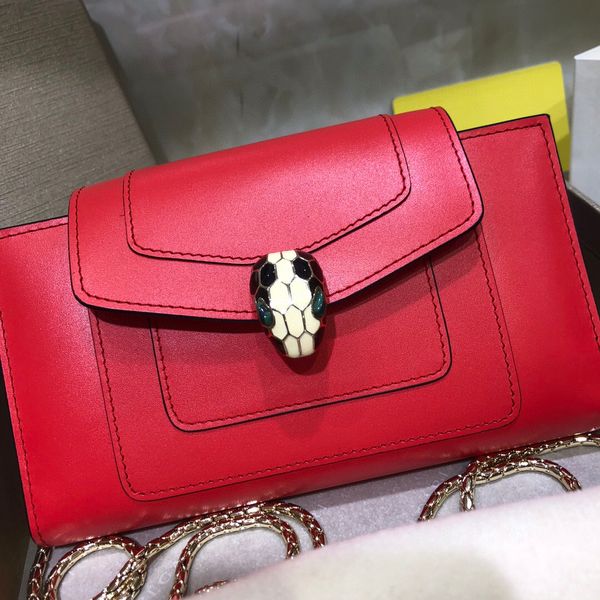 the versatile wallet, also known as the cell phone bag, can be hung sideways or hand-held with golden copper calfskin lining accessories
the versatile wallet, also known as the cell phone bag, can be hung sideways or hand-held with golden copper calfskin lining accessories