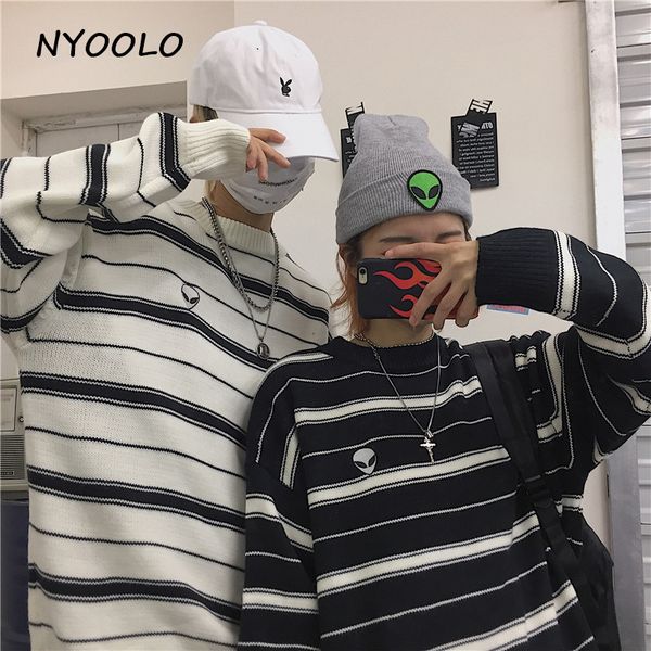 nyoolo harajuku стиль чужой черный белый полосатый свободные свитера осень уличная с длинным рукавом пуловеры свитера женщины мужчины топы, White;black
nyoolo harajuku стиль чужой черный белый полосатый свободные свитера осень уличная с длинным рукавом пуловеры свитера женщины мужчины топы, White;black
