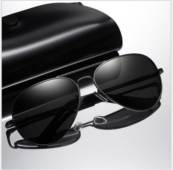 polarizer driver's mirror sunglasses men's mirror driver's toad mirror fishing glasses, White;black
polarizer driver's mirror sunglasses men's mirror driver's toad mirror fishing glasses, White;black