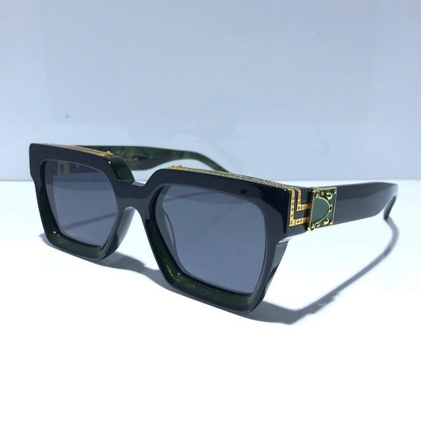 luxury millionaire sunglasses for men full frame vintage designer 1165 1.1 sunglasses for men shiny gold logo sell gold plated 96006, White;black
luxury millionaire sunglasses for men full frame vintage designer 1165 1.1 sunglasses for men shiny gold logo sell gold plated 96006, White;black
