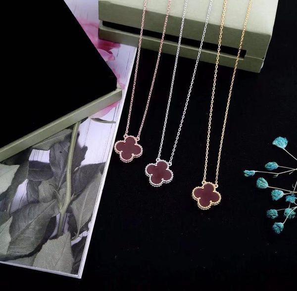 2019 luxury designer gold chain single flower pendant necklace stainless steel jewelry iced out chain women necklace, Silver
2019 luxury designer gold chain single flower pendant necklace stainless steel jewelry iced out chain women necklace, Silver