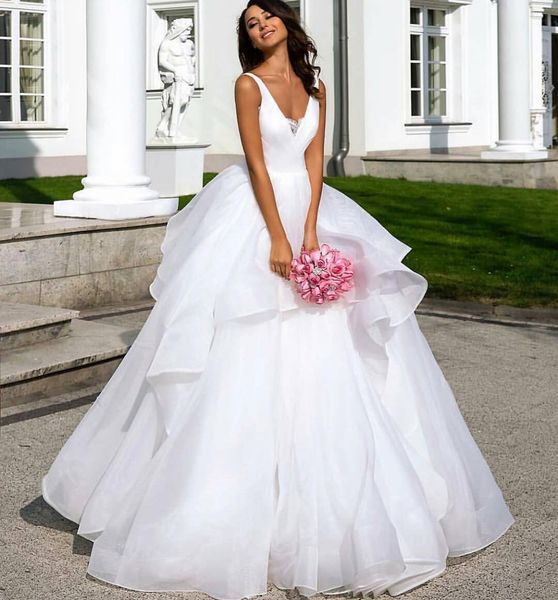 charming white a line wedding dresses lace v neck tiered bridal gowns floor length organza plus size vestido de novia
charming white a line wedding dresses lace v neck tiered bridal gowns floor length organza plus size vestido de novia
