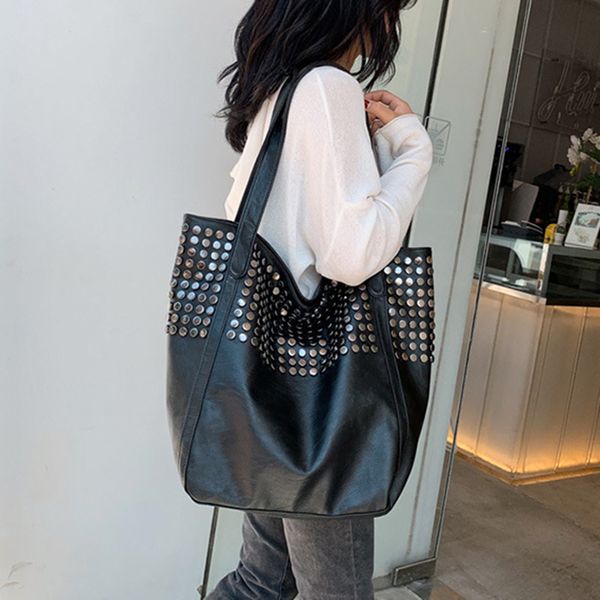 big bag for women 2019 summer shopper bag tote rivet large capacity soft leather casual black handbag ladies sling
big bag for women 2019 summer shopper bag tote rivet large capacity soft leather casual black handbag ladies sling
