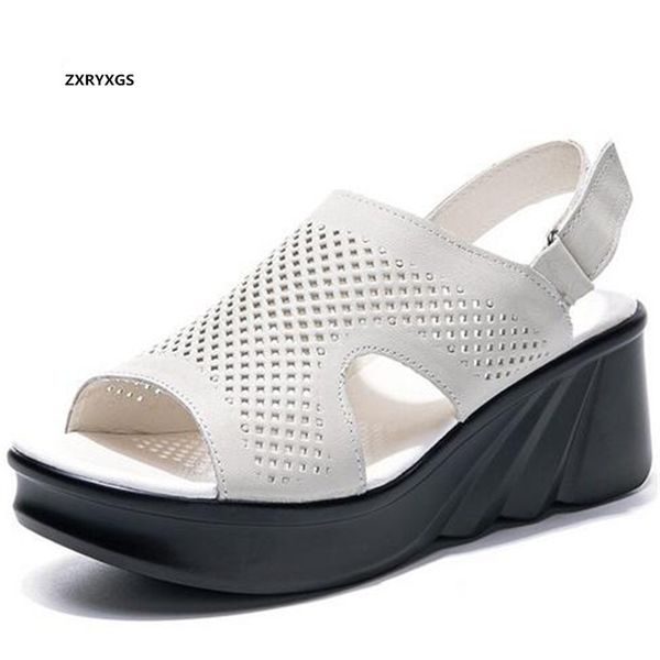 2020 new cowhide breathable leather sandals women shoes sandals light thick bottom wedges summer fashion, Black
2020 new cowhide breathable leather sandals women shoes sandals light thick bottom wedges summer fashion, Black