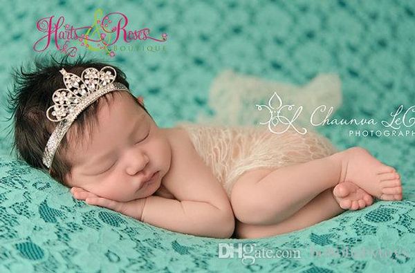 baby infant luxury shine diamond crown headbands girl wedding hair bands children hair accessories boutique party supplies gift, Slivery;white
baby infant luxury shine diamond crown headbands girl wedding hair bands children hair accessories boutique party supplies gift, Slivery;white