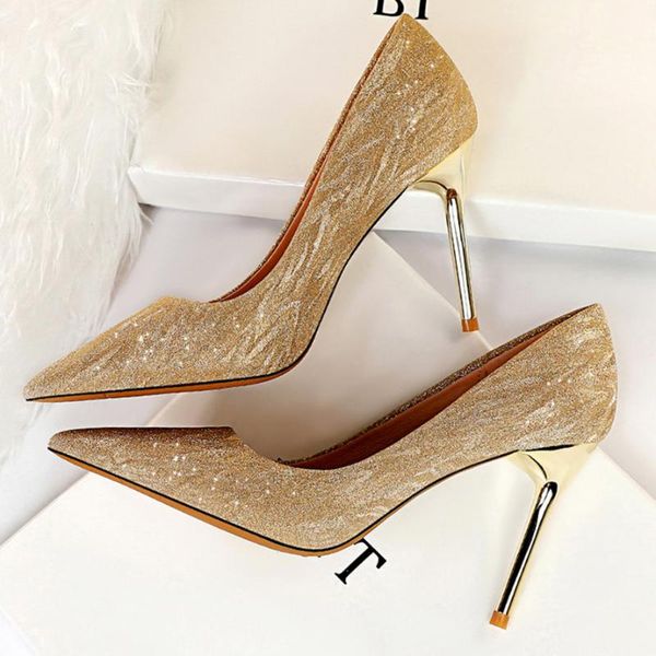 2020 women 9cm 7cm 5cm high heels fetish sequins wedding scarpins bling low heels pumps female gold silver dress bridal shoes, Black
2020 women 9cm 7cm 5cm high heels fetish sequins wedding scarpins bling low heels pumps female gold silver dress bridal shoes, Black