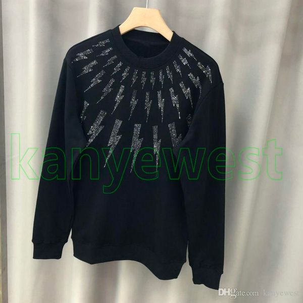 2020 new mens drill lightning printing hoodies sweatshirts womens brand hooded designer hoodies high street hoodies pullover sweatshirts, Black
2020 new mens drill lightning printing hoodies sweatshirts womens brand hooded designer hoodies high street hoodies pullover sweatshirts, Black