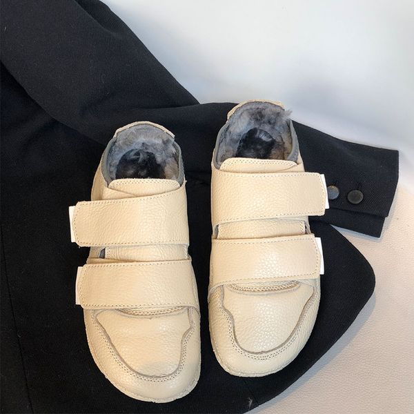 winter shoes womens leather and fur natural loafers sports leisure shoes female lazy botas mujer warm ankle woman, Black
winter shoes womens leather and fur natural loafers sports leisure shoes female lazy botas mujer warm ankle woman, Black