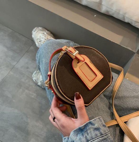 womens luxury designer purses handbags women mini shoulder bags small round crossbody bag girl joker bags
womens luxury designer purses handbags women mini shoulder bags small round crossbody bag girl joker bags