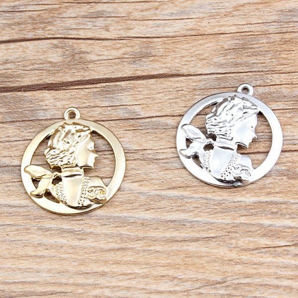 bulk 100pcs/lot 26*28mm girl charms pendant girl in a circle charms silver & gold 2 colors, Bronze;silver
bulk 100pcs/lot 26*28mm girl charms pendant girl in a circle charms silver & gold 2 colors, Bronze;silver