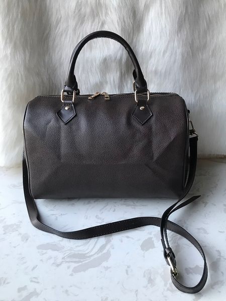 designer handbags fashion women bag leather handbags shoulder bag 35cm crossbody bags for women handbag purse with lock 41526
designer handbags fashion women bag leather handbags shoulder bag 35cm crossbody bags for women handbag purse with lock 41526