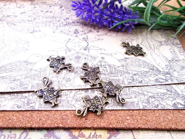 60pcs 13*20mm antique bronze alice in wonderland white rabbit one side diy charms pendants, Bronze;silver
60pcs 13*20mm antique bronze alice in wonderland white rabbit one side diy charms pendants, Bronze;silver