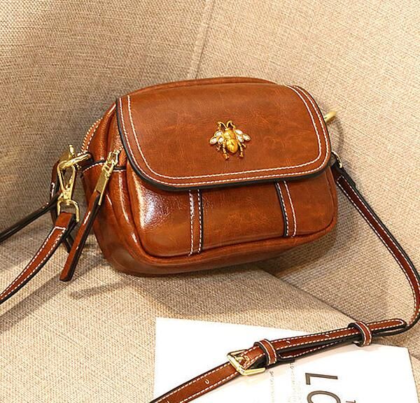 luxury leather classic handbags leather mini bag designer 2019 new ladies winter wild fashion shoulder messenger bag ing
luxury leather classic handbags leather mini bag designer 2019 new ladies winter wild fashion shoulder messenger bag ing