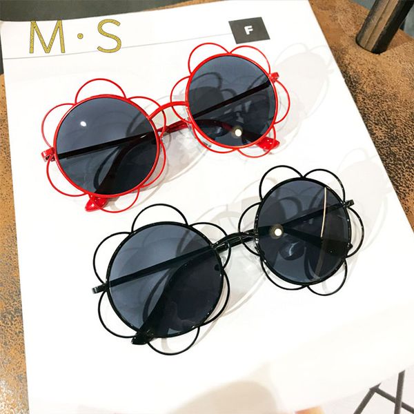 2019 fashion round sunglasses women uv400 retro brand designer flower frame sun glasses for female ladies eyewea sale-selle, White;black
2019 fashion round sunglasses women uv400 retro brand designer flower frame sun glasses for female ladies eyewea sale-selle, White;black