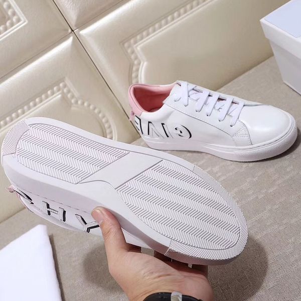 with box sneaker casual shoes trainers fashion sports shoes leather boots sandals slippers vintage air for man woman jfx2305, Black
with box sneaker casual shoes trainers fashion sports shoes leather boots sandals slippers vintage air for man woman jfx2305, Black