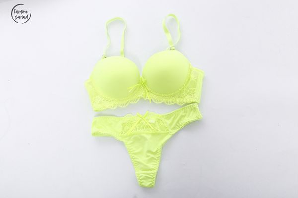 стринги нижнего белья твердой vs бюстгальтер женщина наборы sexy plus размер lingerie костюма и кружевные трусики женского push up bra set, Red;black
стринги нижнего белья твердой vs бюстгальтер женщина наборы sexy plus размер lingerie костюма и кружевные трусики женского push up bra set, Red;black