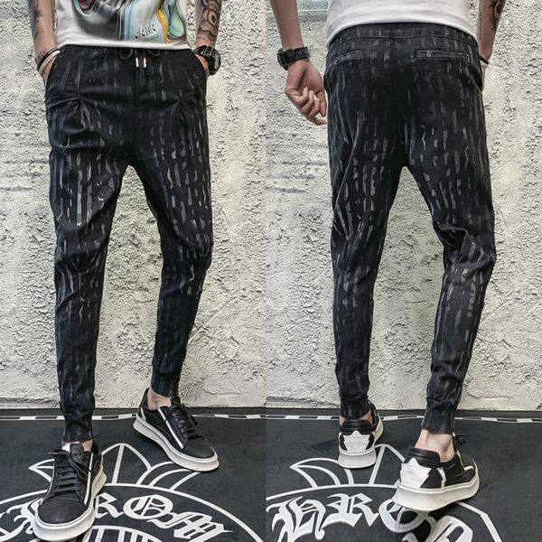 fashion stripe streetwear hip hop spring and summer male brand new comfortable slim fit nine part pants, Black
fashion stripe streetwear hip hop spring and summer male brand new comfortable slim fit nine part pants, Black